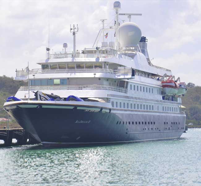Seadream Yacht Club